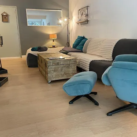 60 M2 - 6 People, 3-min Walk To Azur Apartmán