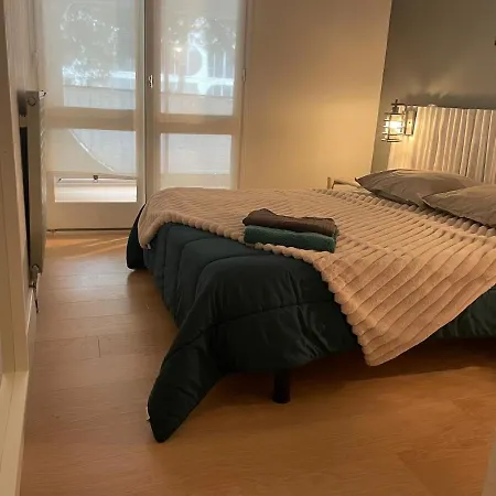 60 M2 - 6 People, 3-min Walk To Azur Appartement