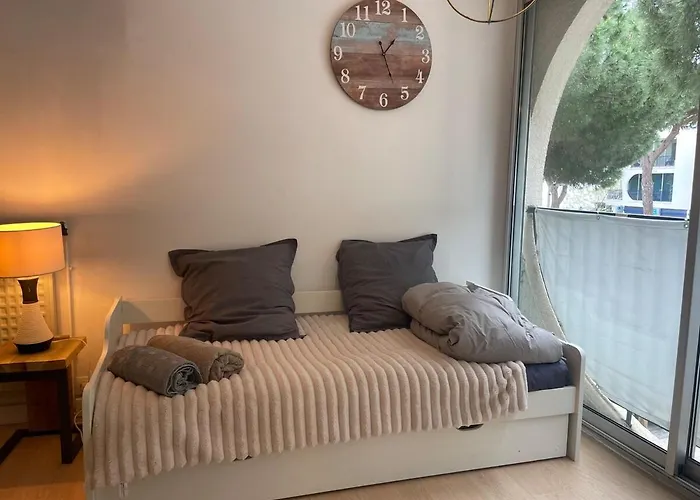 60 M2 - 6 People, 3-min Walk To Azur Διαμέρισμα *